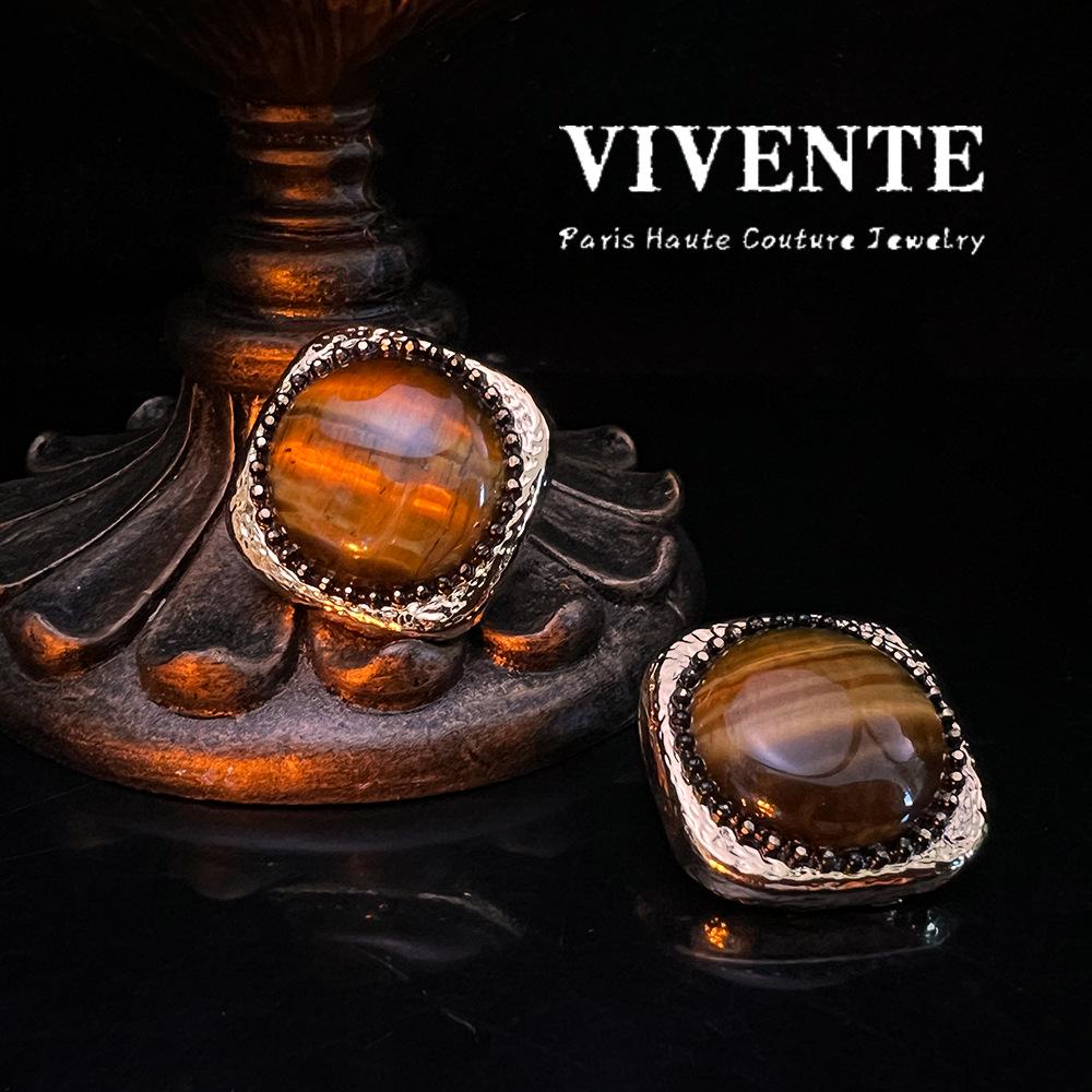 Maillard Vintage Hepburn-Style Gemstone Stud Earrings