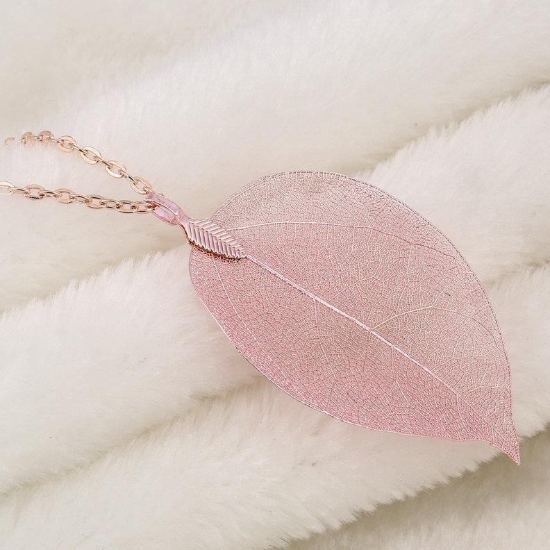 LOVBEAFAS Natural Real Leaf Necklace for Women Wedding Zircon Evergreen Filigree Unique Chain Long Necklace Pendant Party Gift розовый