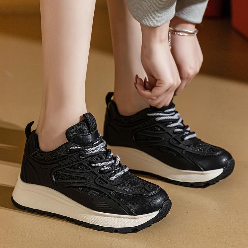 College style dad shoes women's 2025 autumn new Korean version round head lace-up comfortable and versatile sports and leisure shoes
