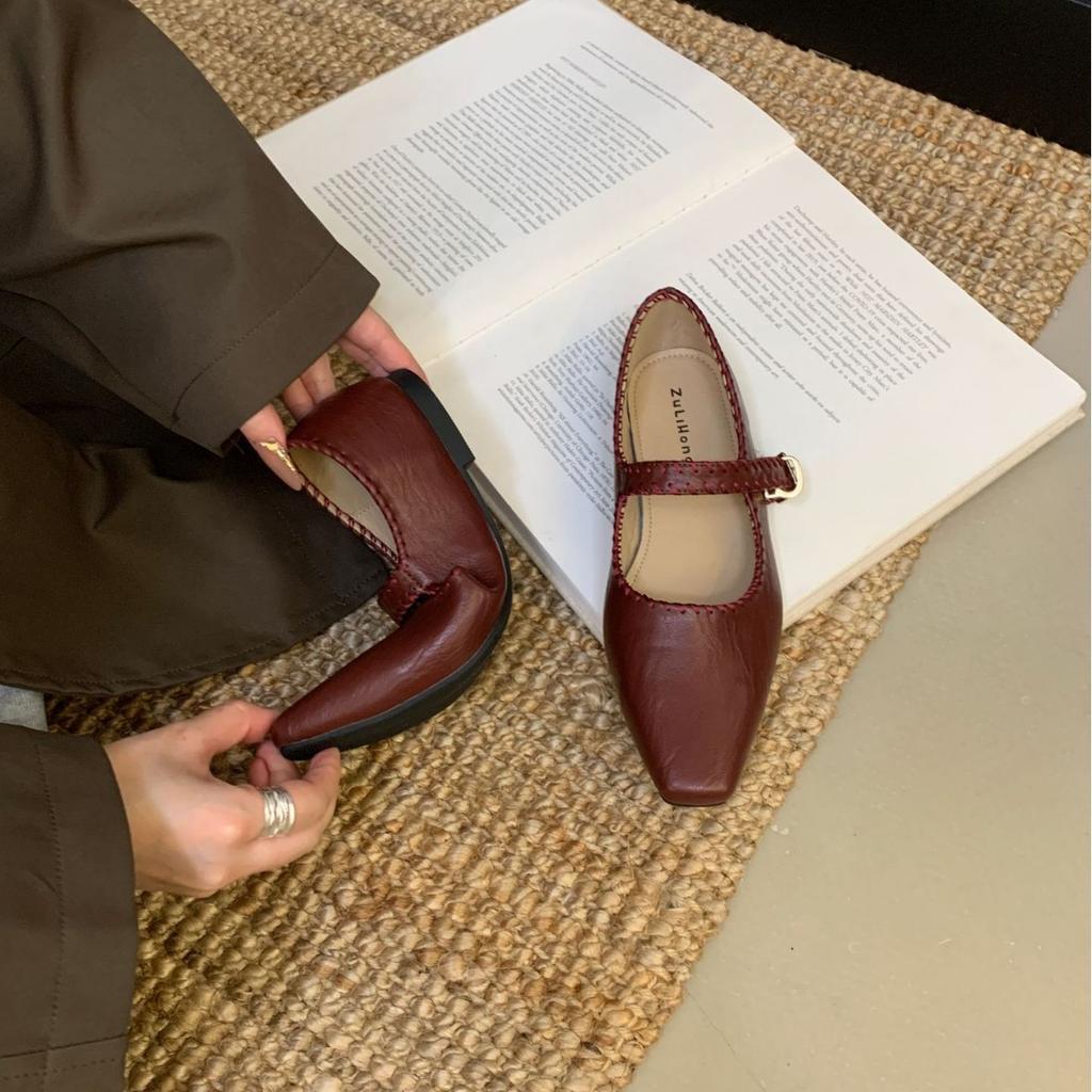 Retro red one-word buckle with Mary Jane shoes women's 2025 new autumn Korean version fashion ballet shoes silver single shoes