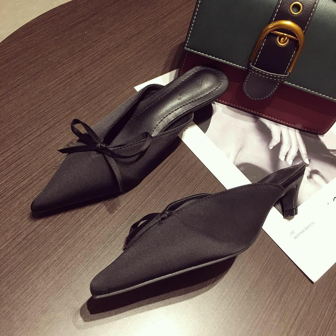 мода Модные женские тапочки с острым носком — фото 8