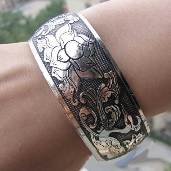 Women Vintage Ethnic Style Open Jewelry Tibetan Silver Bangle Wide Cuff Bracelet