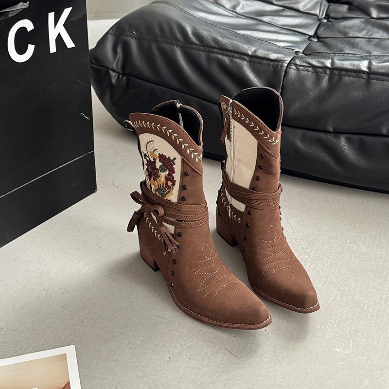 

Модные ретро нишевые ботинки Мартин с вышивкой, женские летние новые ботинки на толстом каблуке с круглым носком 42 коричневый