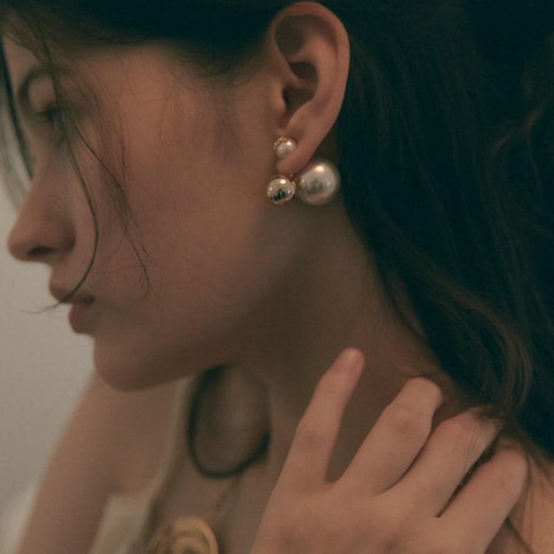 Of Lavishe Multiway Gold Ball Pearl Earrings Set_LSE24F002