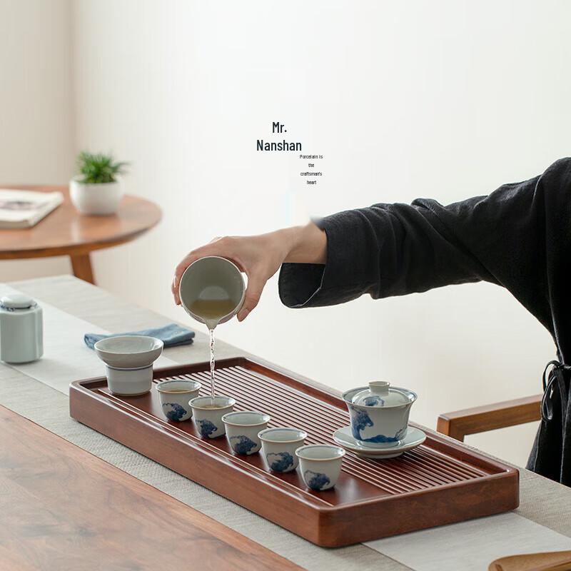 Chinese Kung Fu Bamboo Tea Tray with Water Storage