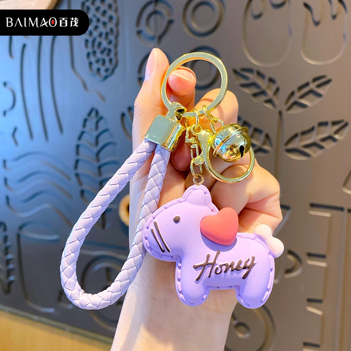

2026 New Year s sweetheart pony keychain cute resin love horse keychain pendant Year of the Horse mascot gift OPP Bag Packaging
