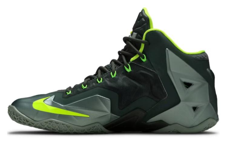 

Nike LeBron 11 Dunkman 616175-300 44.5
