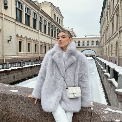 Fur jacket, suit collar, imitation fox fur top, loose fashion coat, thickened winter new European and American models