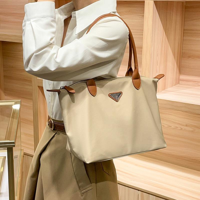 Niche Casual Tote Bag, Computer Bag, Simple and High-end Texture Handbag, Large Capacity