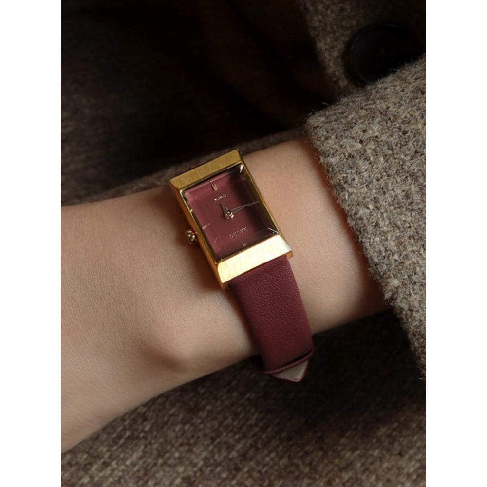 

RUMTTON Женские часы с кожаным ремешком и сеткой, бордовое золото