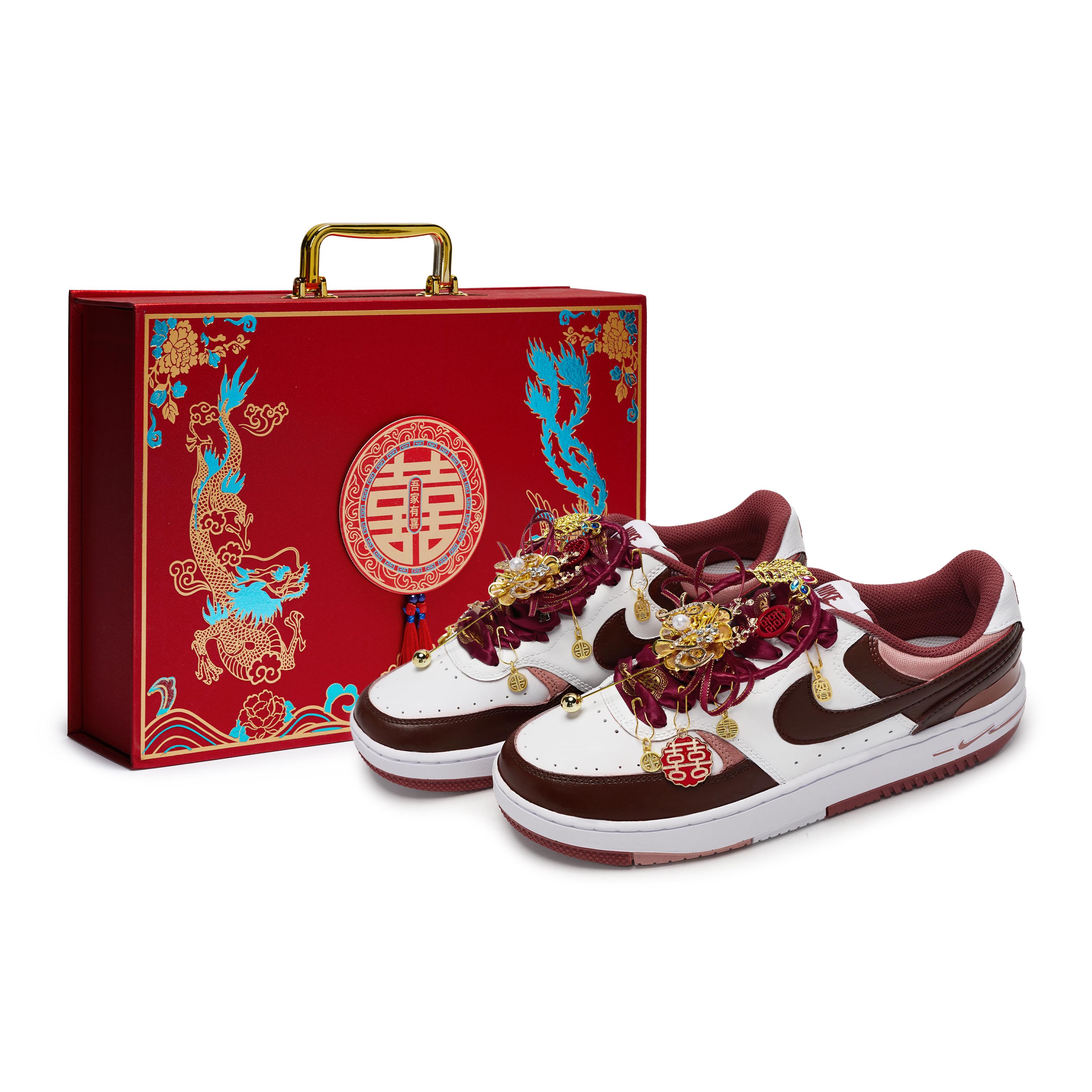 

Nike Gamma Force Skateboard Shoes Women s Low Top White/Gold/Burgundy FQ8877-100(Team80-S-BOX) 40.5