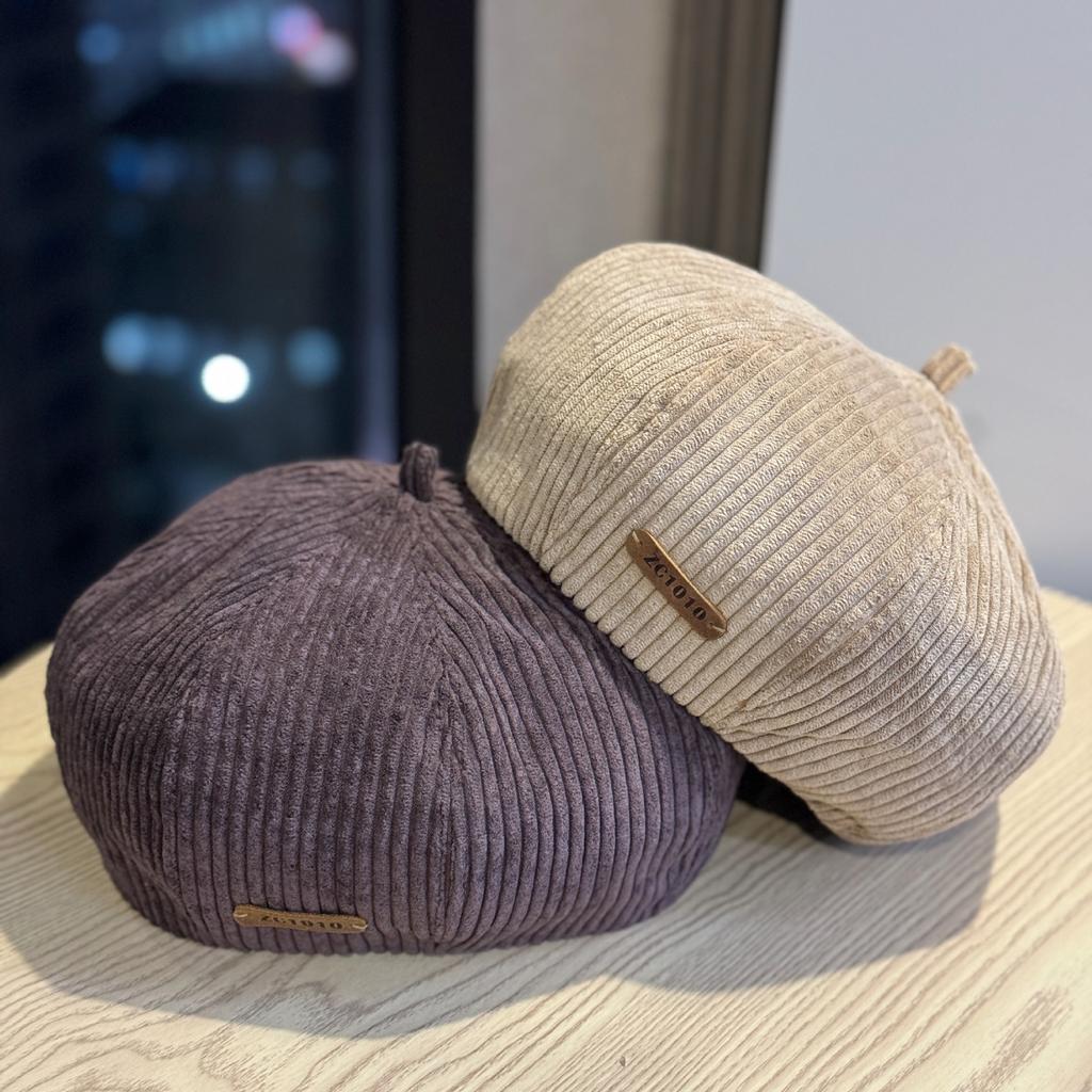 New Corduroy Letter Leather Label Beret for Women Early Autumn Casual Fashion Versatile Painter Hat Temperament Literary Pumpkin