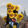 Sunflower Face-Revealing Flower Prop for Sports and Dance Ceremonies
