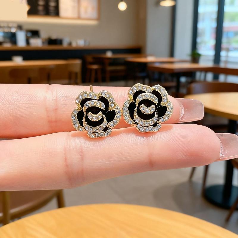 Temperament Elegant Black Camellia Pearl Stud Earrings For Women Girls Fashion Zircon Flowers Earrings Jewelry Accessories Gifts