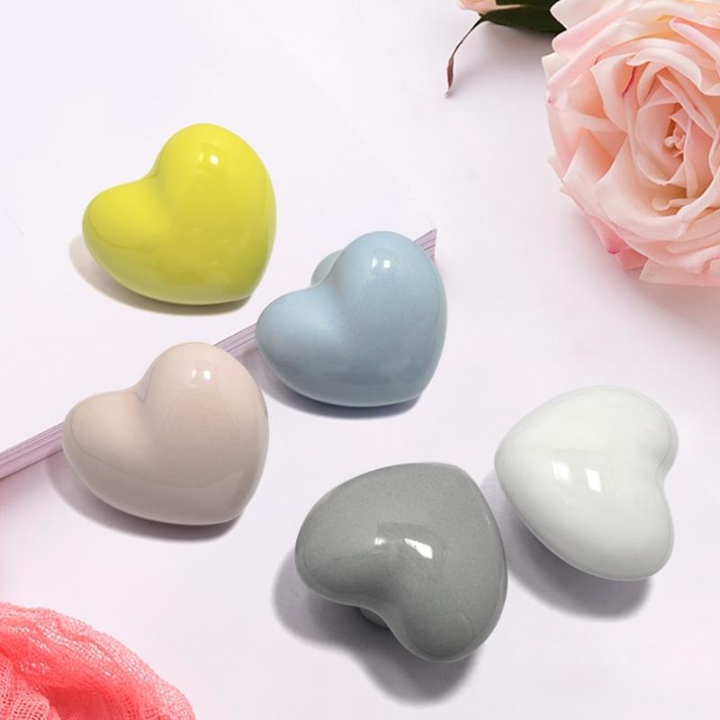 Playful Heart Shaped Ceramic Knobs Charming Ceramic Heart Cupboard Pull Simple Installation for Children Smooth Surfaces