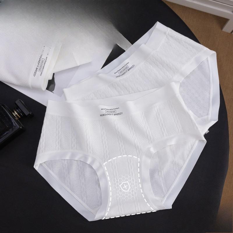 Women's Spring and Autumn Simple Letter Mid Waist Breathable Skin Friendly Panties