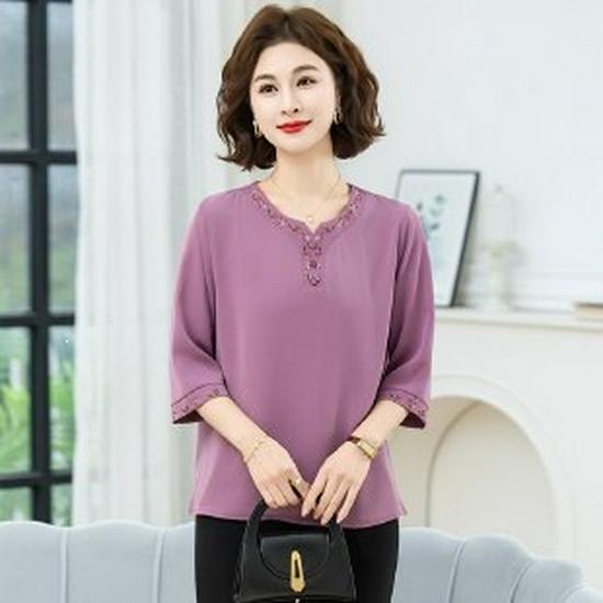 2026 Fashionable Chinese Style Short Sleeve T-shirt for Middle-aged and Elderly Women - Summer Temperament Top