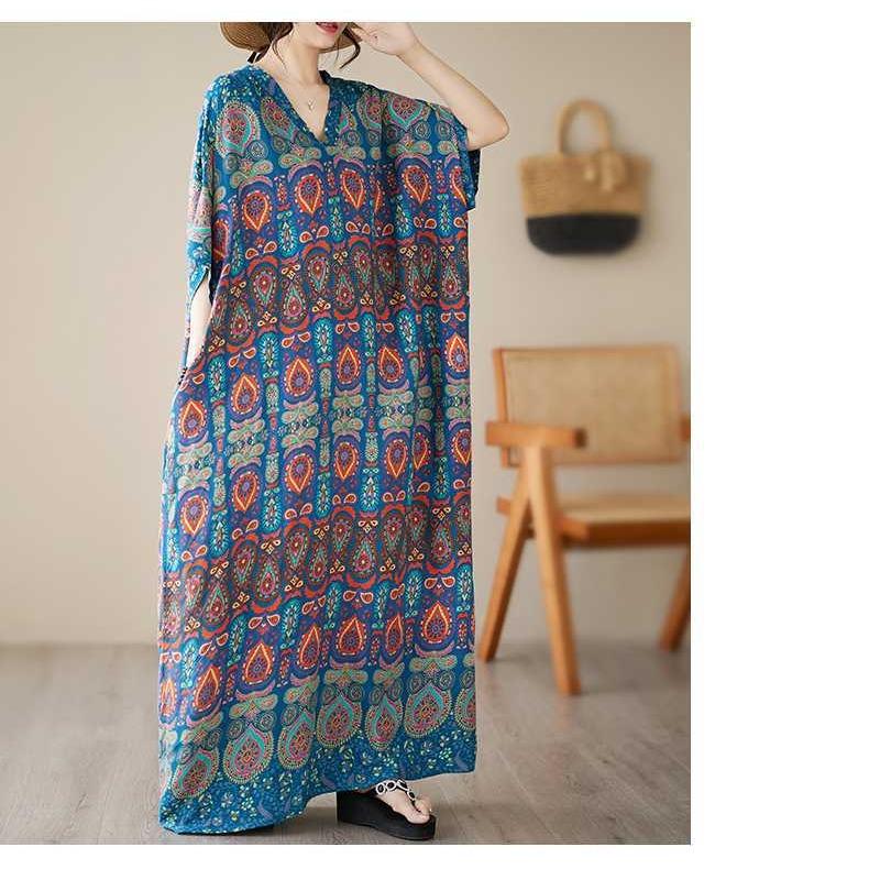 Summer V-neck Large Size Loose Literary Vacation Style Beach Dresses