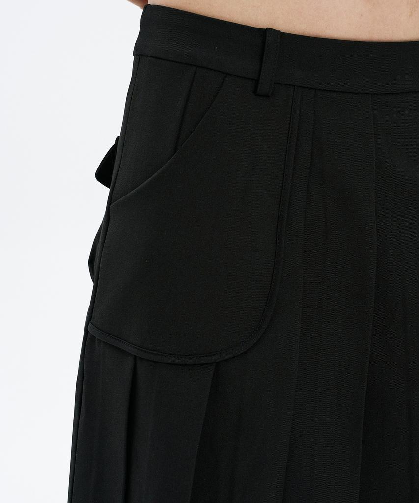 Hanahi Low Pocket Pleated Skirt Black