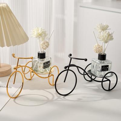 1Pc Nordic Light Luxury Iron Gold and Black Aromatherapy Stand Candlestick Decoration, Halloween Christmas Gift