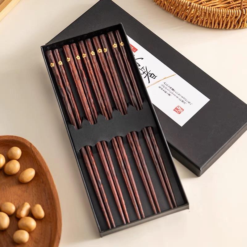 Chop Sticks Set 5 Pairs Japanese Sushi Chopsticks Natural Wooden Eco-Friendly Reusable Wood Korean Chinese Food