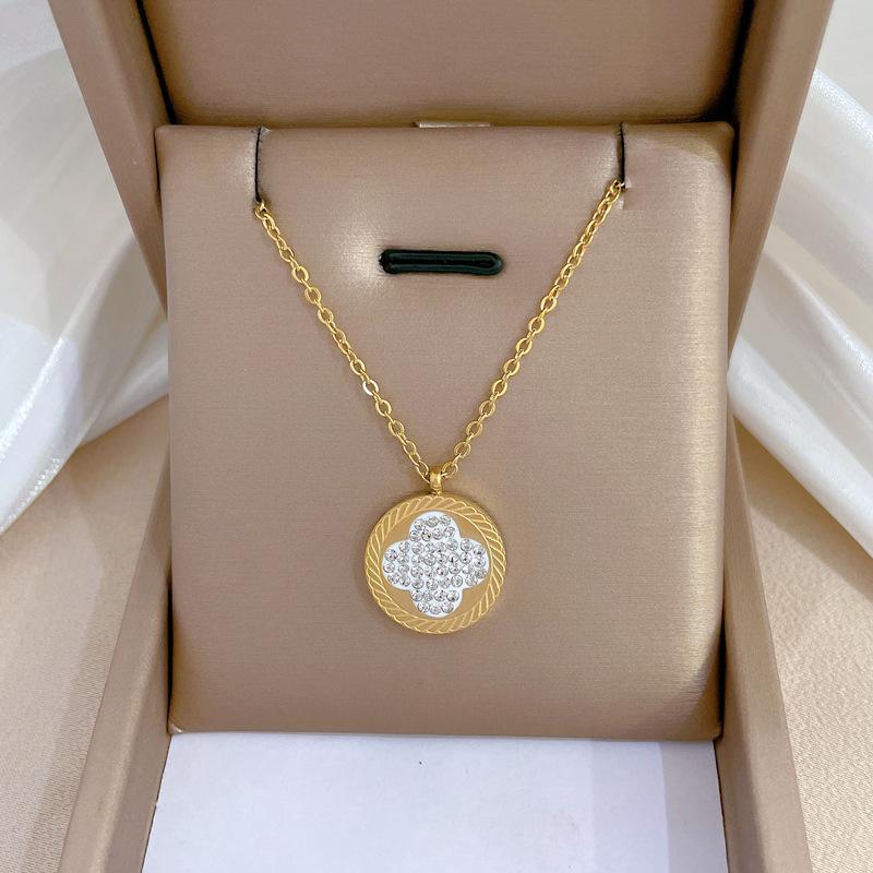 Lucky Grass Full Diamond Set Personalized Minimalist Furnace Real Gold Necklace Female Collarbone Chain