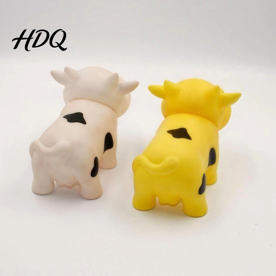 Pinch Resistant Toy Squeaky Cow Squeeze with Realistic Sound Soft TPR Fidget for Stress Rubber Ball Relief & Pranks Cute Farm Animal-Shaped