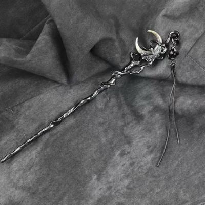 Black Moon Tassel Hairpin