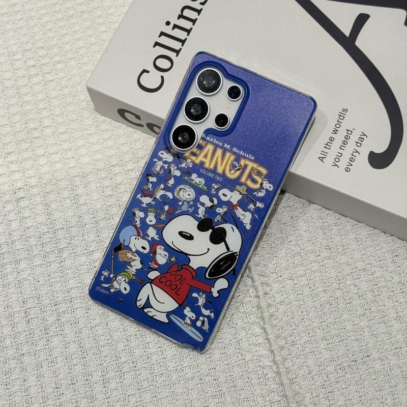 

Cute winter Cartoon skiing hat Snoopy Phone Case For Samsung S21 S22 S23 S24 S25 Ultra Plus Note 10 Charlie Brown Soft TPU Cover S25