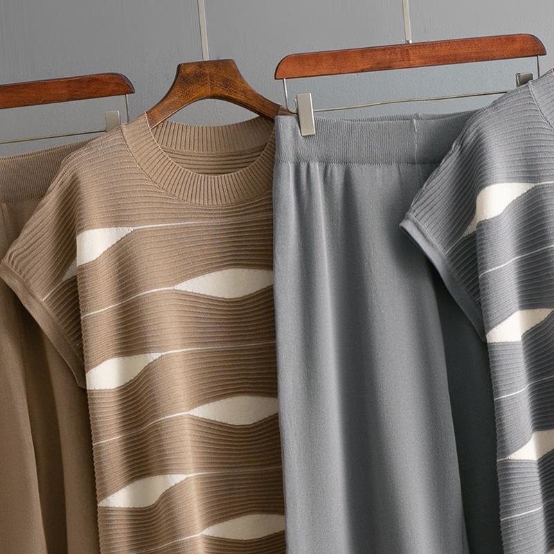 Fashion Suit Women's Summer New Striped Knitted Sweater Top + High Waist Wide Leg Pants Casual Two-piece Set