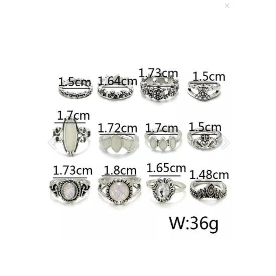 Stříbrný set více prstenů