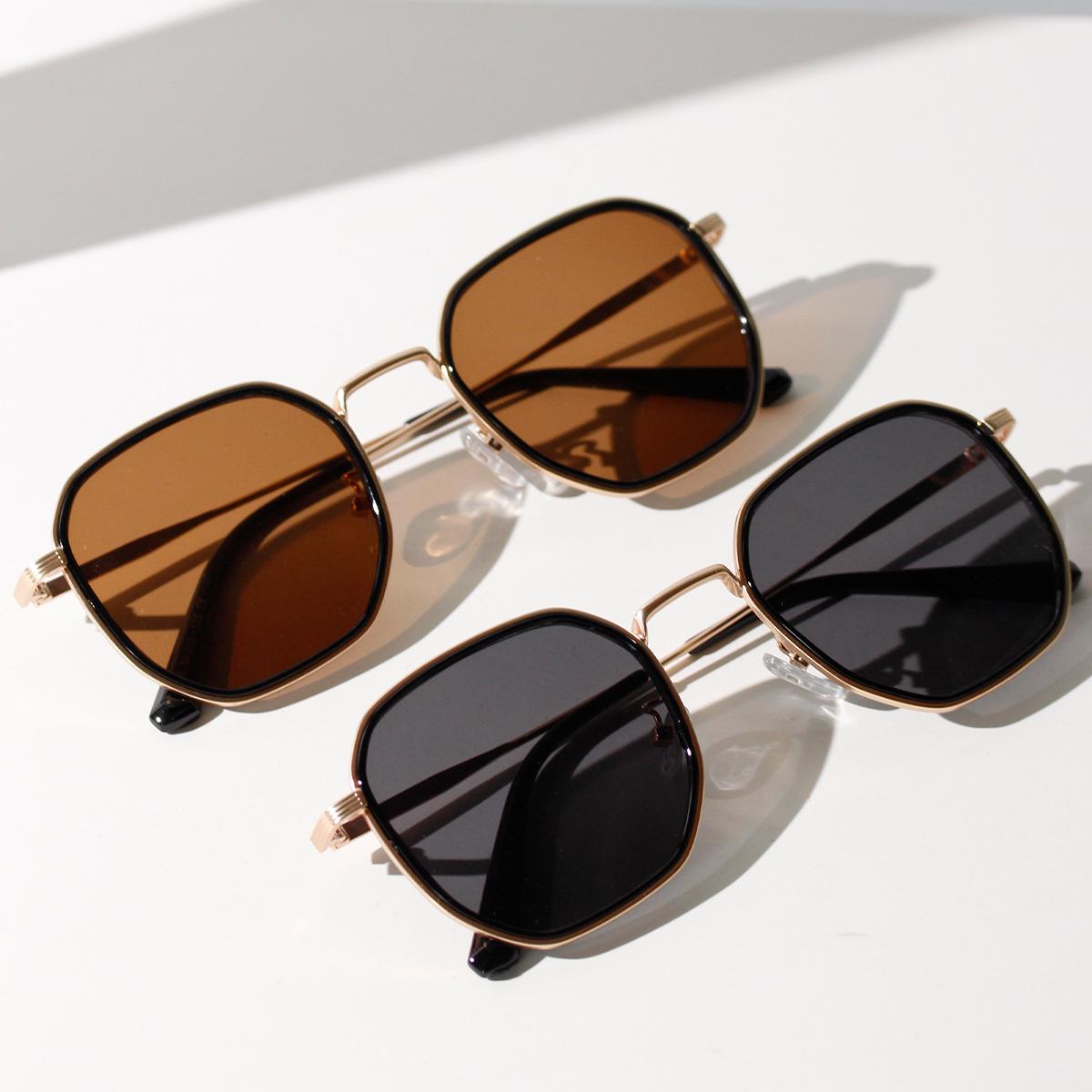

Korean Style Semi-Metal Frame Retro Square Sunglasses for Men & Women Brown