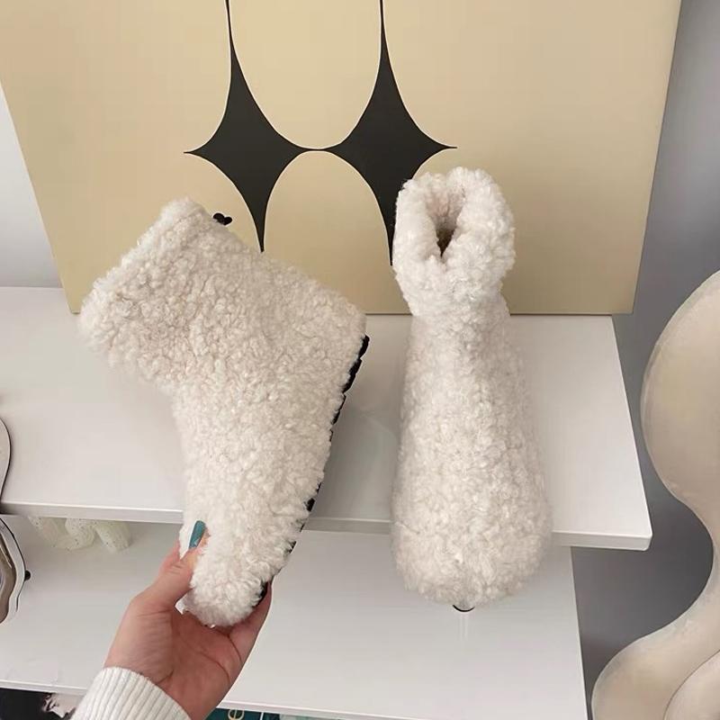 

Модные мягкие ботинки из овечьей шерсти женские корейский стиль зимние толстые ботильоны на щиколотке из плюшевого меха тедди женские слипоны теплые пушистые плоские уличные хлопковые туфли 40 белый