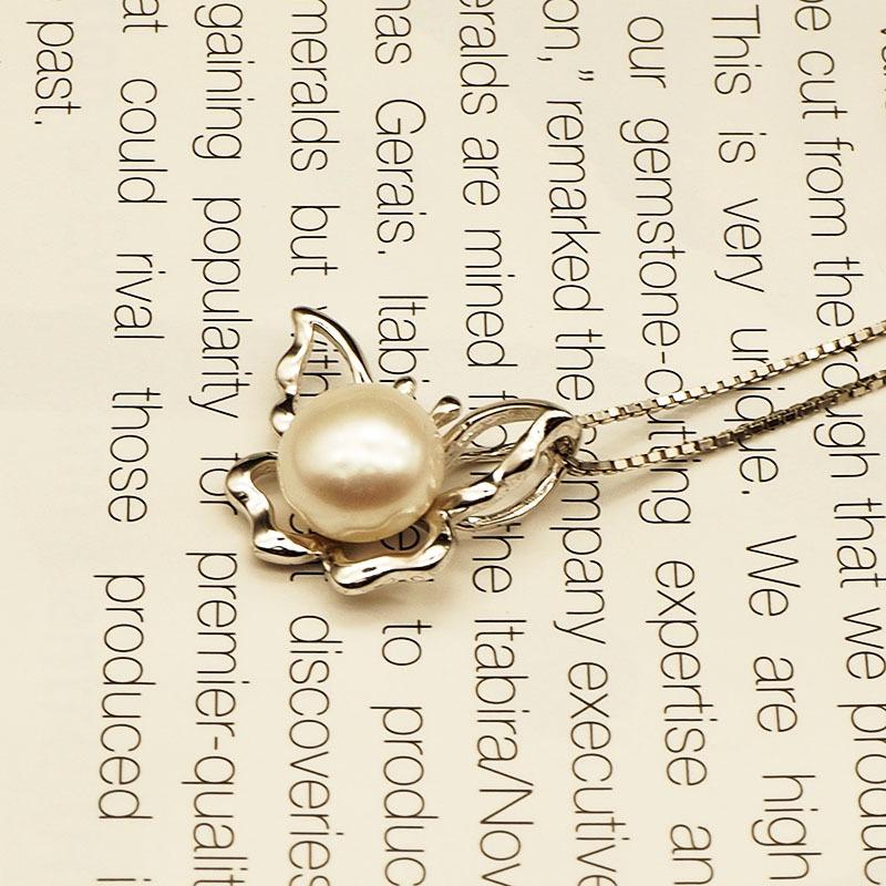 S925 Sterling Silver Gold-plated Pearl Simple and Fashionable Women's Butterfly Necklace