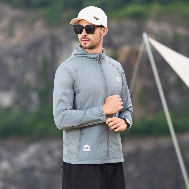 JEEP Men's Lightweight Hooded Sun Protection Jacket