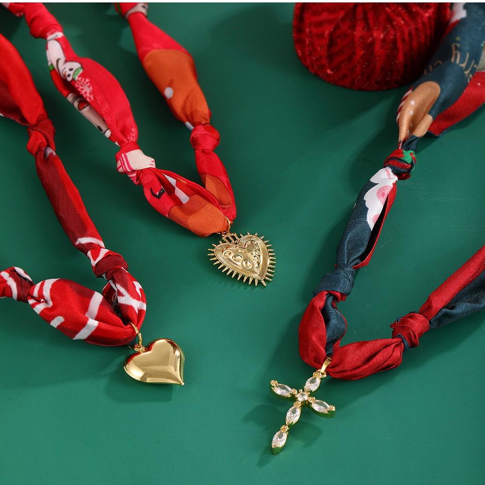 Cross-Border Love Heart Copper Beaded Necklace for Girls & Women - Christmas Collection