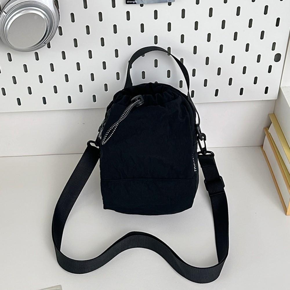 Quick Drying Portable Shoulder Bags Small Size Sport Design Nylon Waterproof Bag Adjustable Strap Casual Style Crossbody Bag