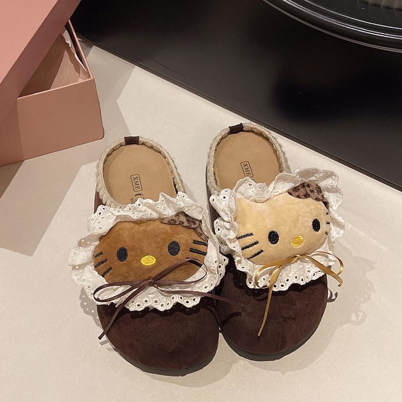 

Cute cartoon kitten slippers women s autumn and winter 2025 new outer wear college students thick-bottomed bag head slippers tide 40 темно-коричневого