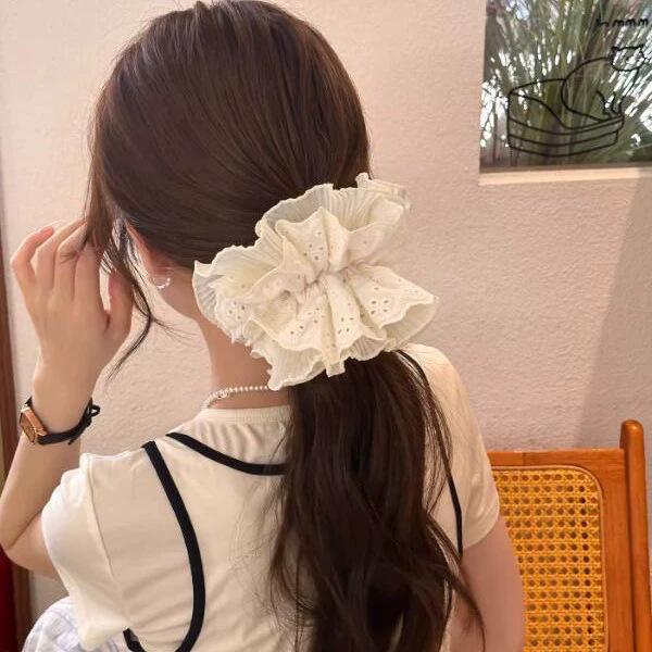 Elegant 2025 French Lace Scrunchie – Four-Layer Design for Stylish Low Ponytails and Buns