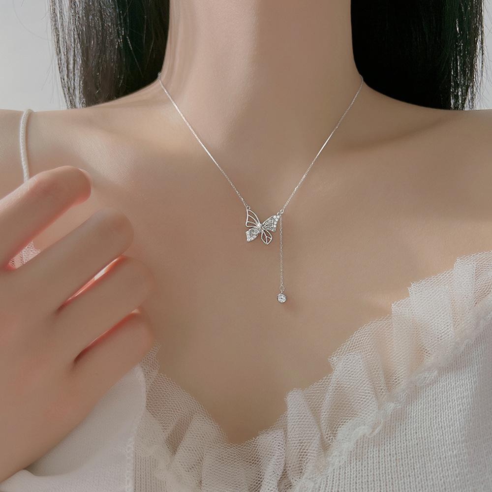Butterfly Love Dream Necklace Femininity Cold Sense Valentine'S Day Gift Round Diamond Tassel Hollow Butterfly Zircon Clavicle Chain