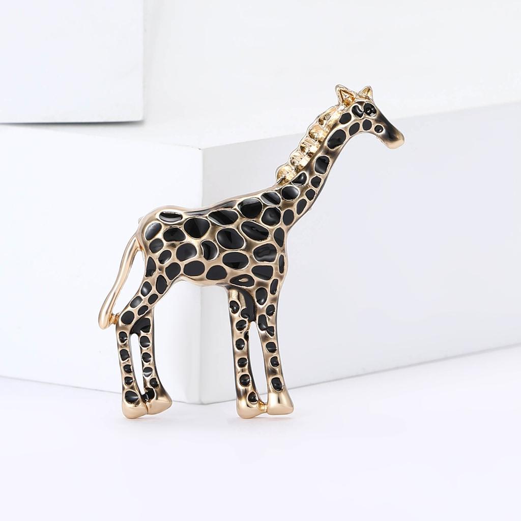 Fashion Cartoon Alloy Enamel Giraffe Brooch Exquisite Versatile Women'S Clothing Corsage Ornament Pin