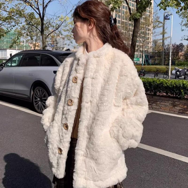 

Женская зимняя шуба из овчины, новая, свободного кроя, мягкая, восковая, с небольшим воротником-стойкой, плюшевый топ L 110-62.5kg