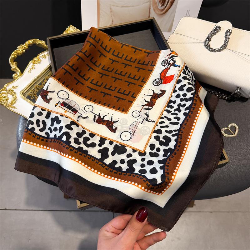 French light luxury chain small square scarf simulation silk printing silk scarf headscarf women's spring and summer scarf temperament scarf scarf new