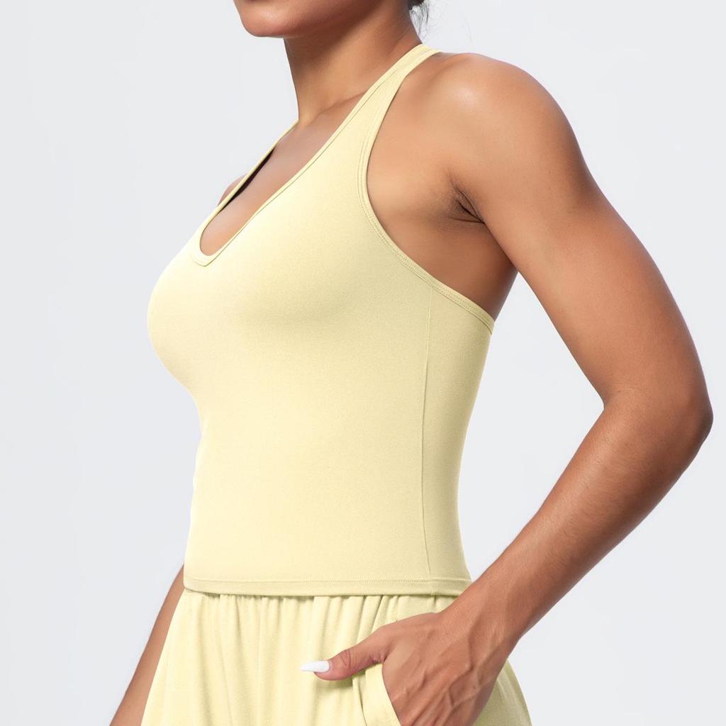 Skin-Friendly Slim Fit Yoga Tank with Strappy Back - Women's Fitness and Running Top