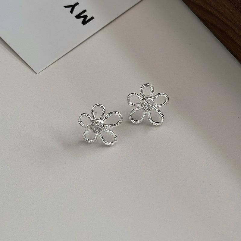 925 Silver Earrings Woman Irregular Flower Piercing Luxury Earrings High Quality Engagement Wedding Vintage Jewelry Accesories