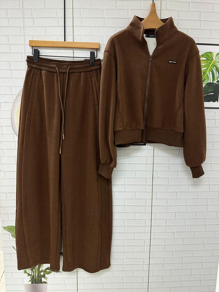 Melanoid Women’s Winter Velvet Sports Suit: Stylish Jacket & Wide-Leg Pants Set