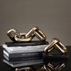 Ceramic Handicraft Golden Chain Skeleton Lock Ceramic Furniture Gold Ring Decorative Figurines Home Decoration Accessories