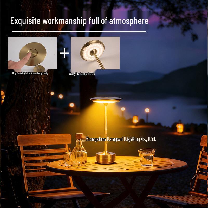 Severské ambientní světlo: Kreativní venkovní stolní lampa pro bar, restauraci, kavárnu, kempování nebo noční použití.