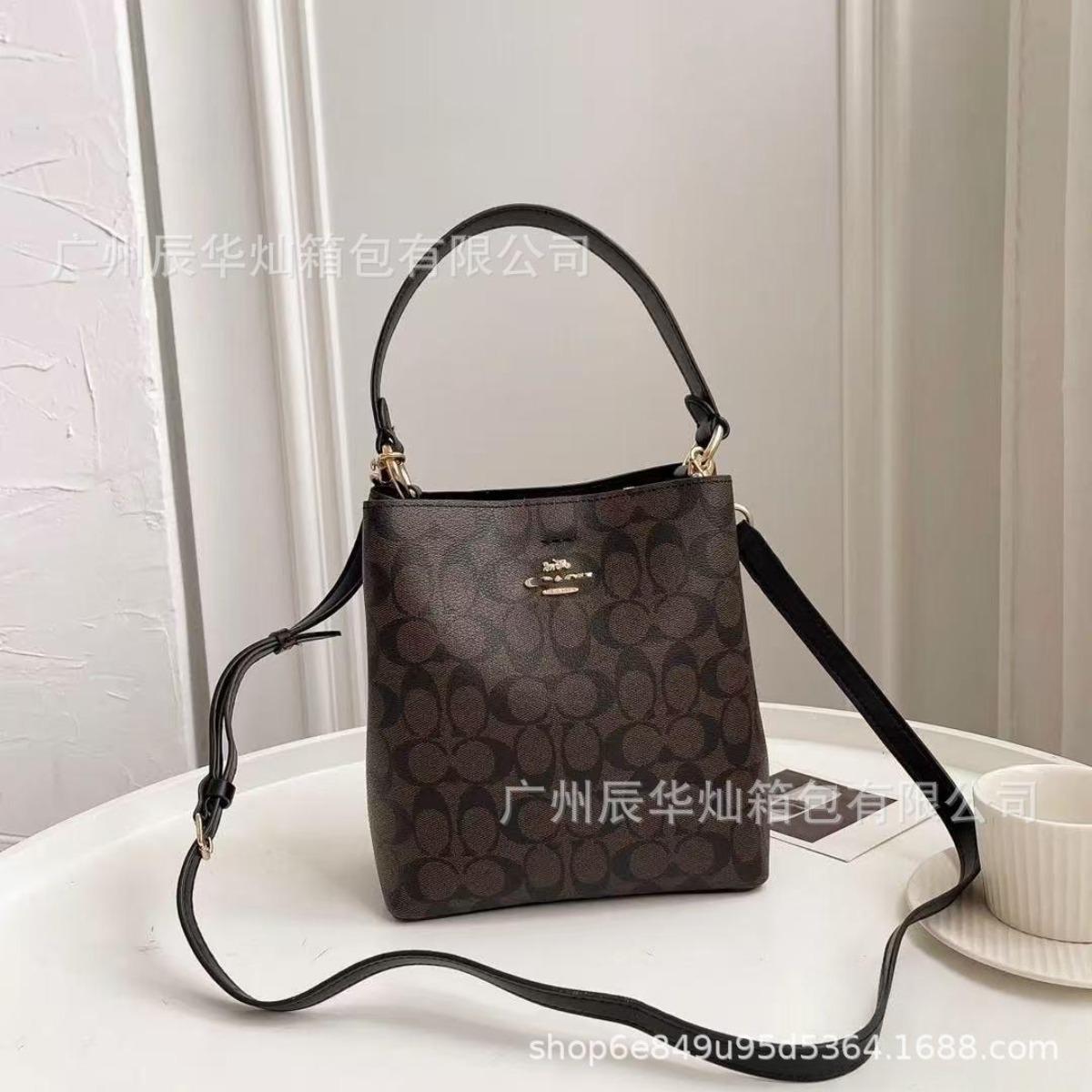

Kou Family s New Jasmine Mollie 22 Bucket Bag Classic Retro Vintage Floral Handbag Versatile Single Shoulder Crossbody Women s 22x21x10