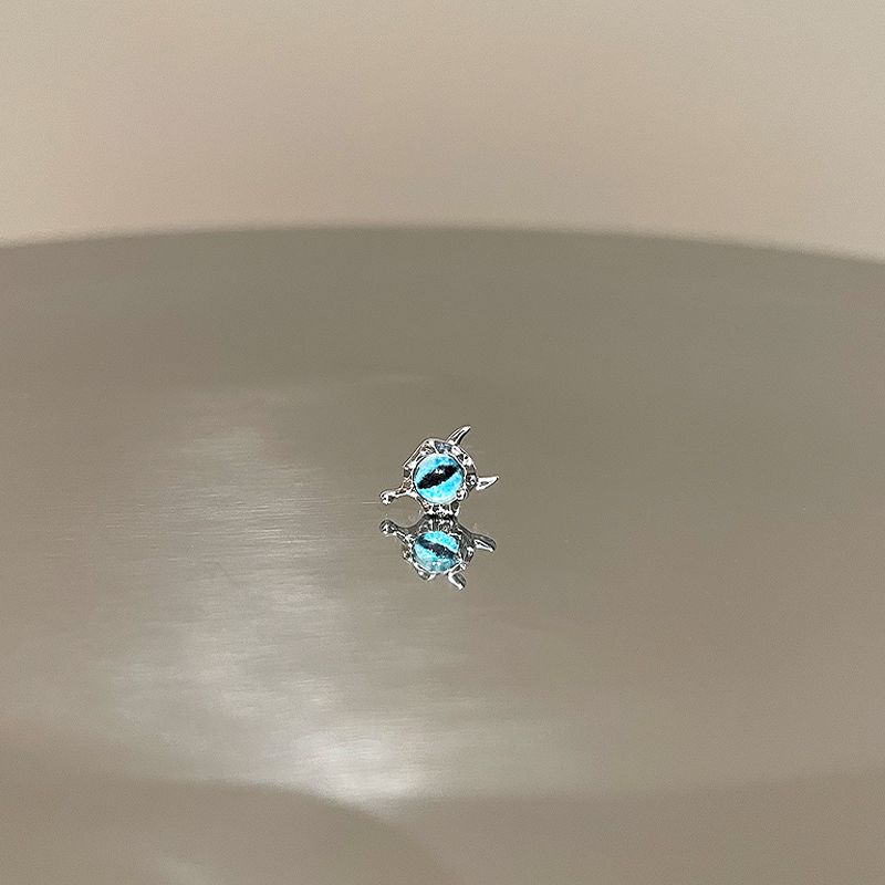 

Магазин Ringring Серьга-пусет для козелка уха «Кошачий глаз дьявола» из медицинской титановой стали, женский нишевый дизайн, серьги-пины для козелка уха Devil s Tears 1